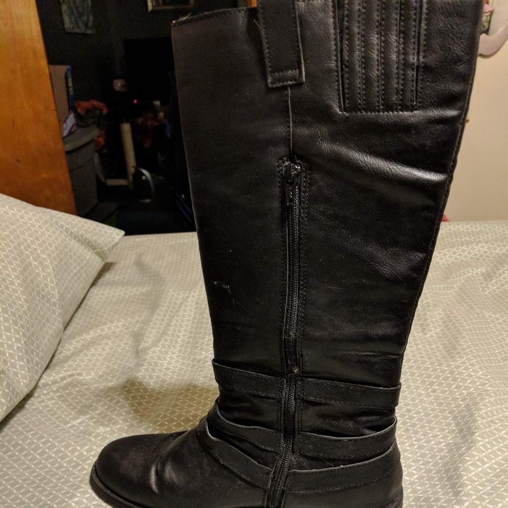 b.o.c black boots size 11